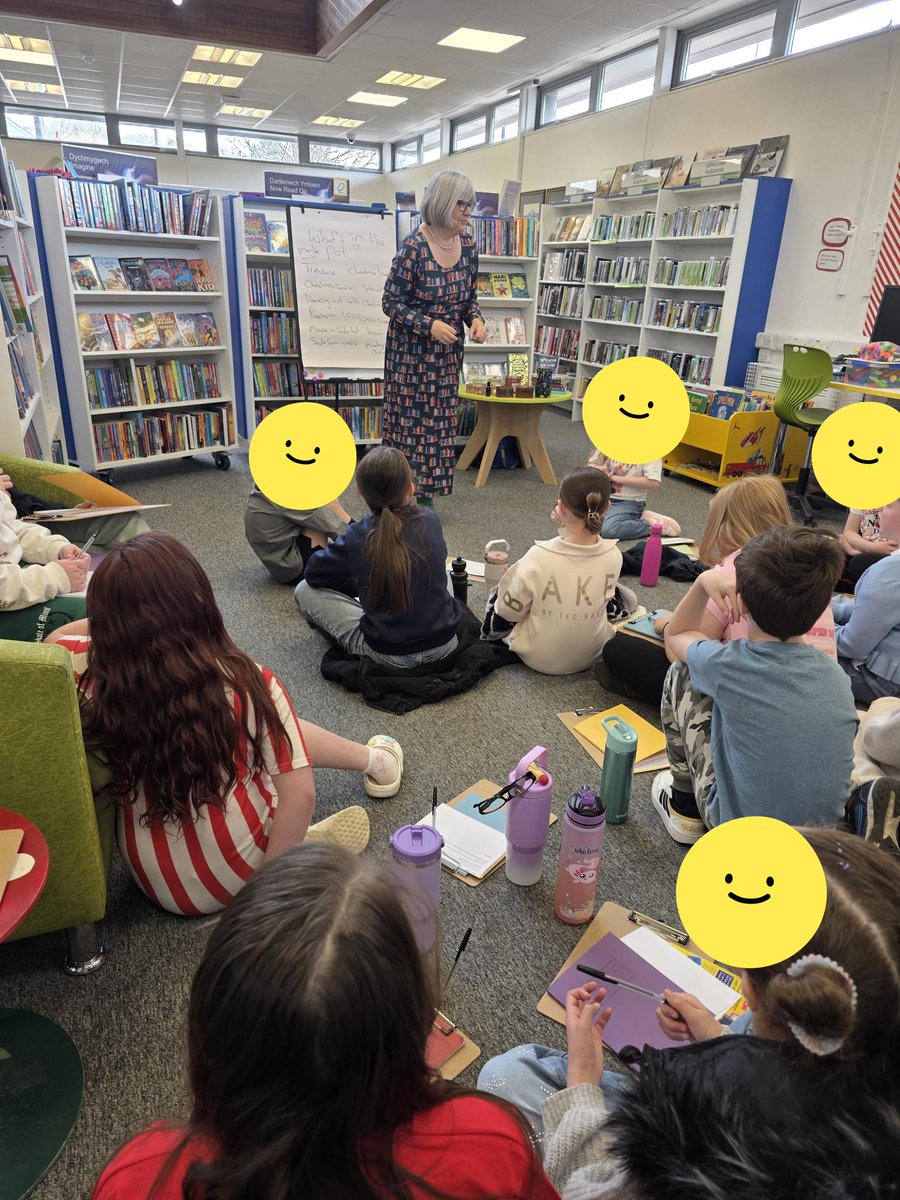 Ystrad Mynach Lib tweet media