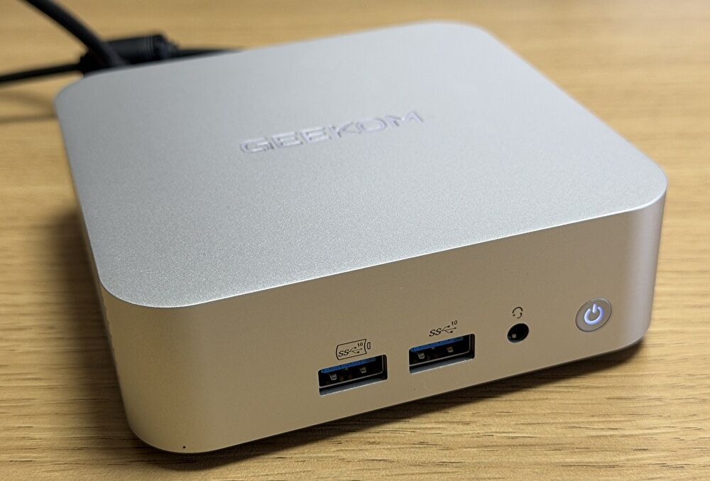 MR_Ken2's tweet photo. Ryzen 5 7530Uを搭載するミニPC「GEEKOM A5 Pro 2026 Edition」を 実機レビューしました。
上位機と同じアルミ製の高品質な筐体を採用し、一般的なミニPCよりも更にコンパクトです。
 https://t.co/SDsOfPkp1i https://t.co/PELEIroJRu