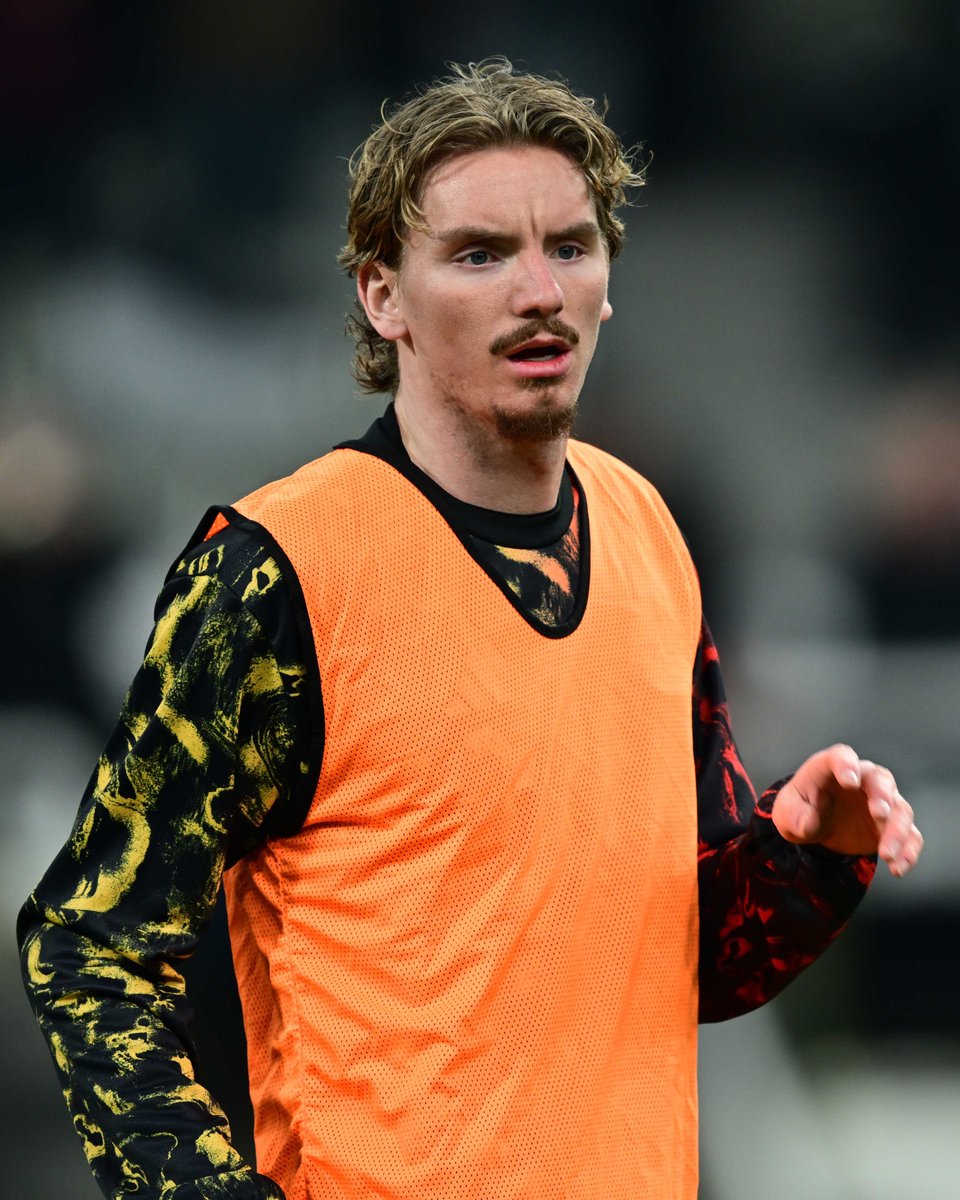 Get German Football News tweet media