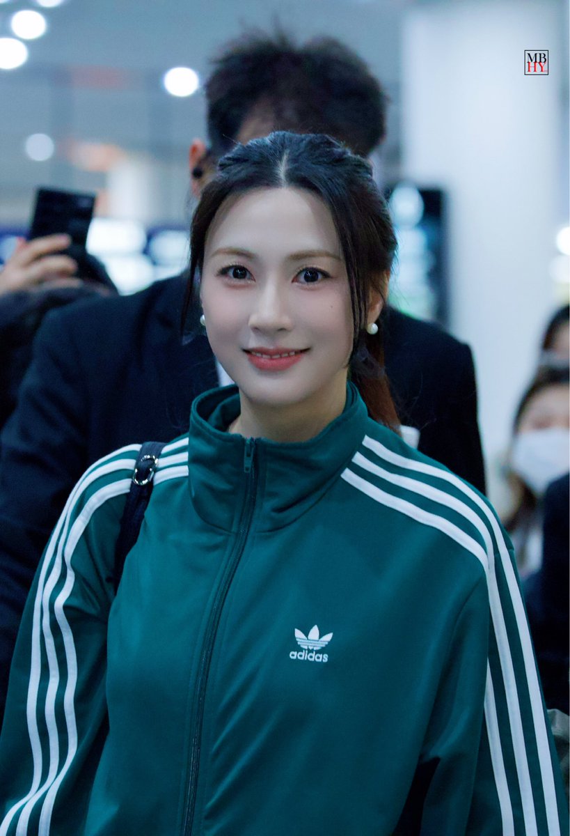 Mostbeautifulhayoung tweet media