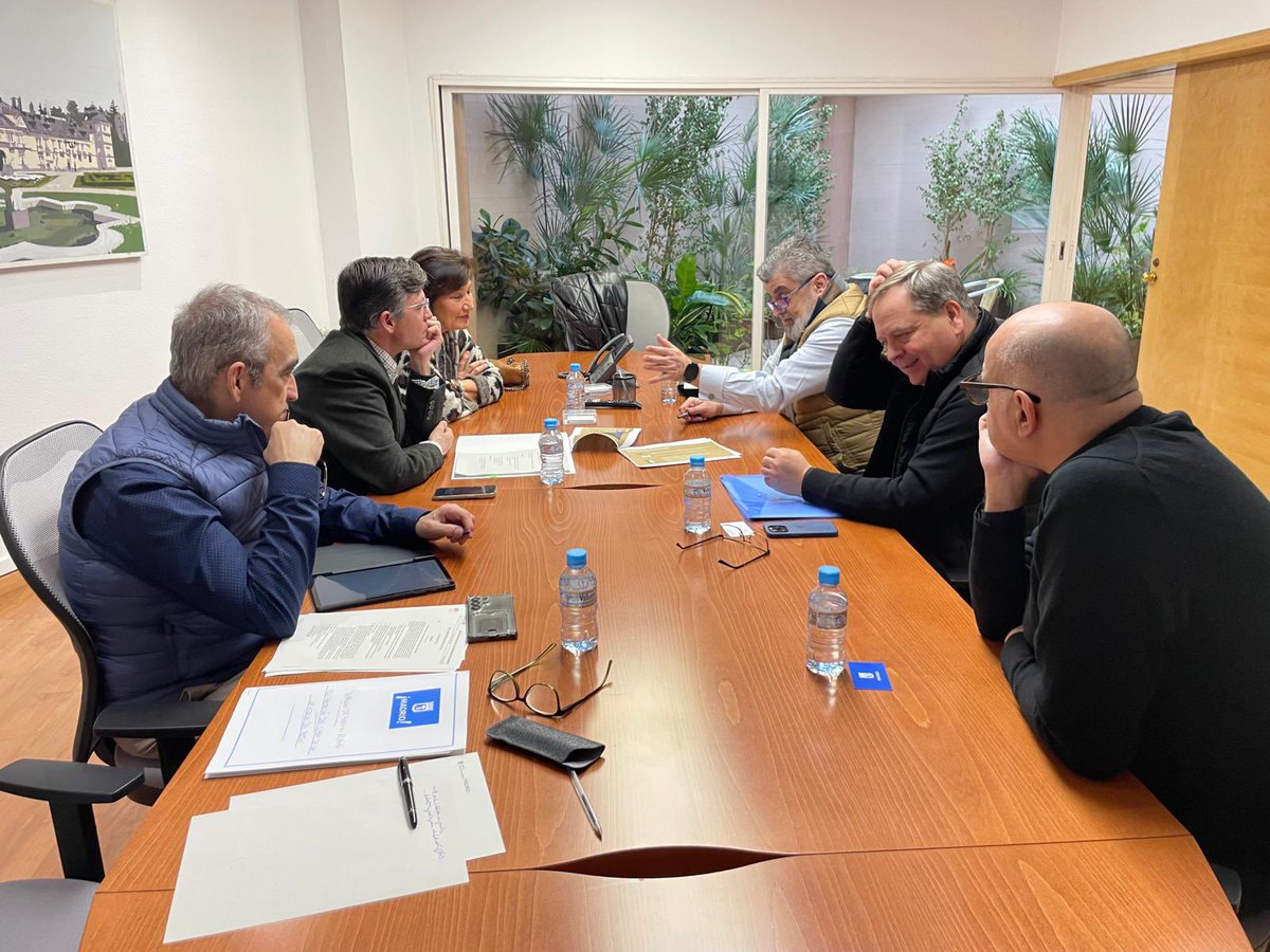 José A Mtnez Páramo tweet media