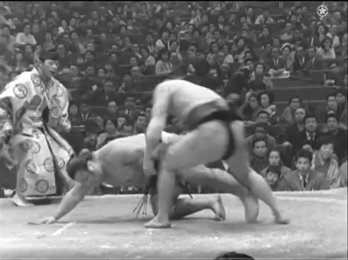 アーカイブ場所】 昭和43年三月場所十一日目。 十両3取組を紹介 花田