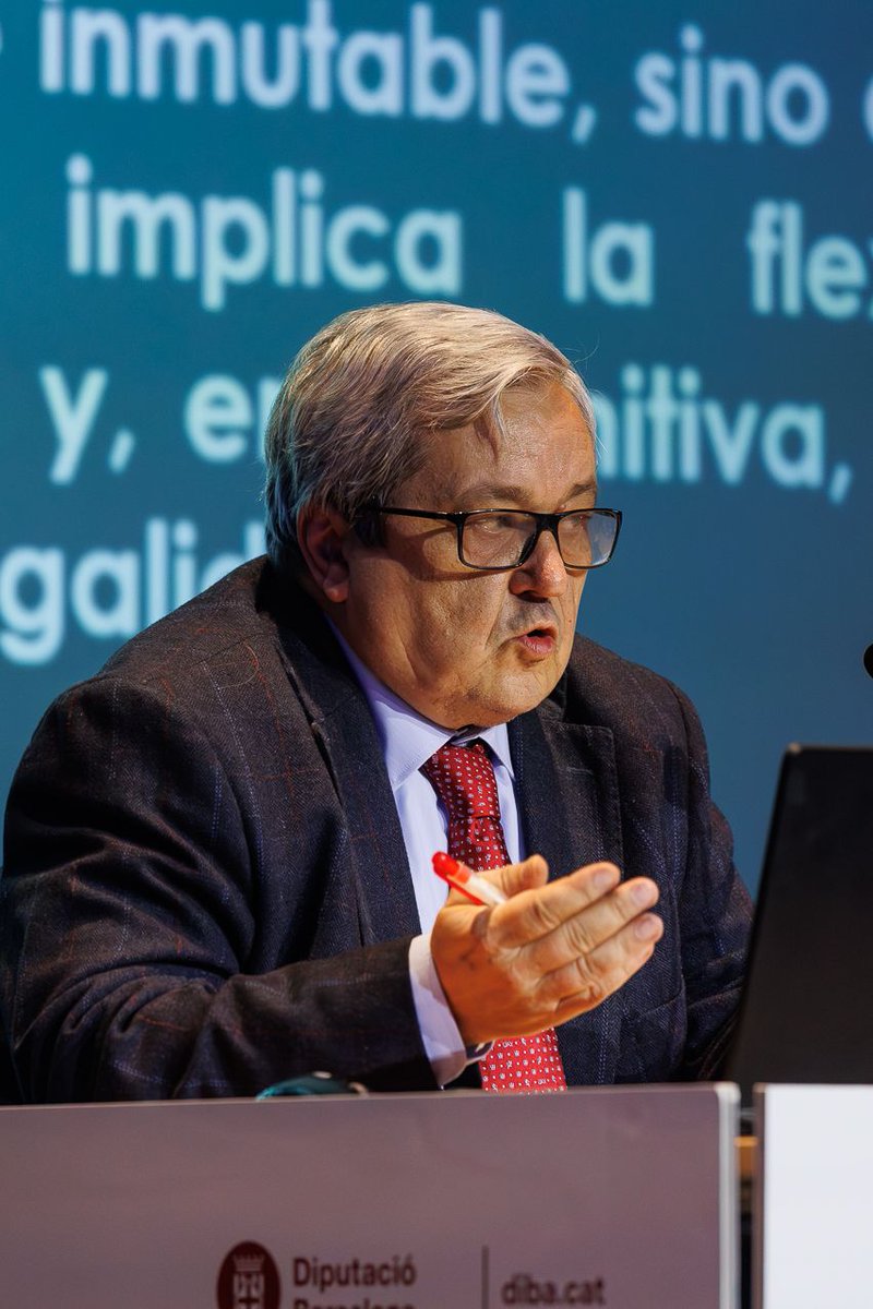 Fundación Democracia y Gobierno Local tweet media