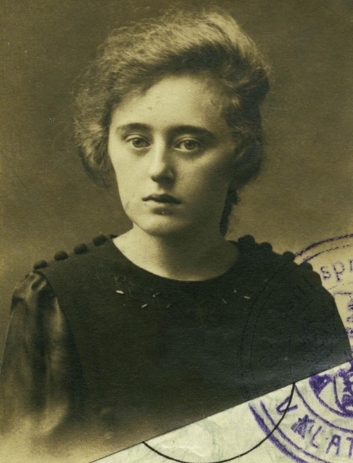 Auschwitz Memorial tweet media