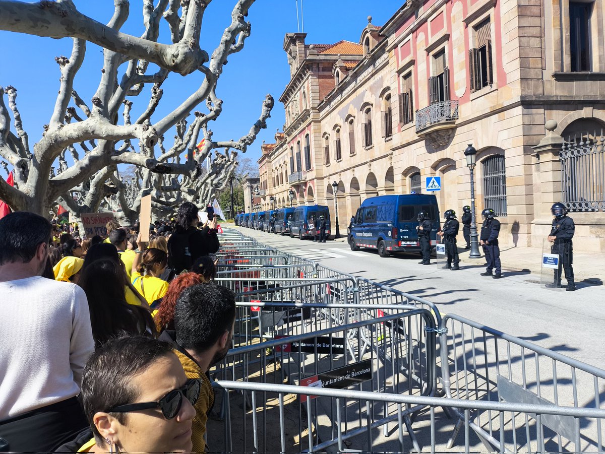 XlaPublica tweet media