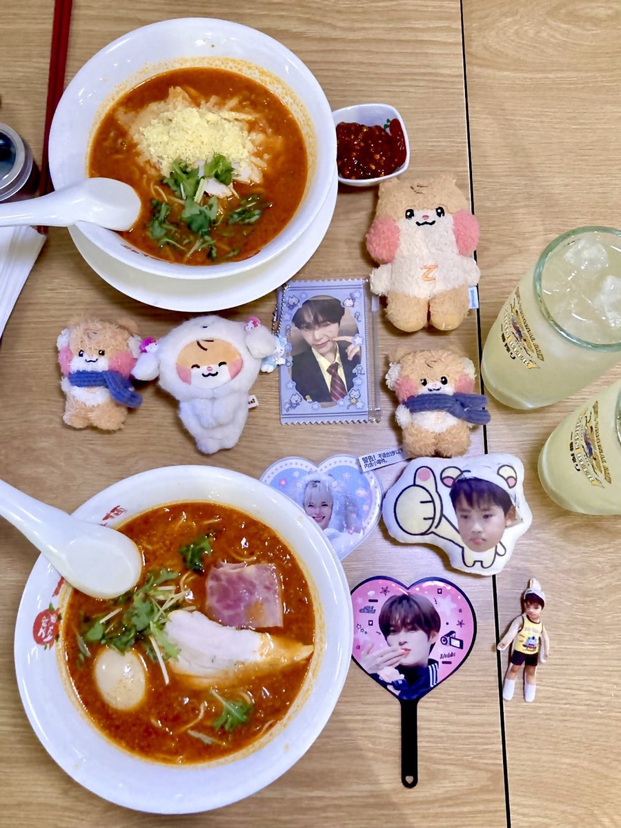 sung._.dew tweet media