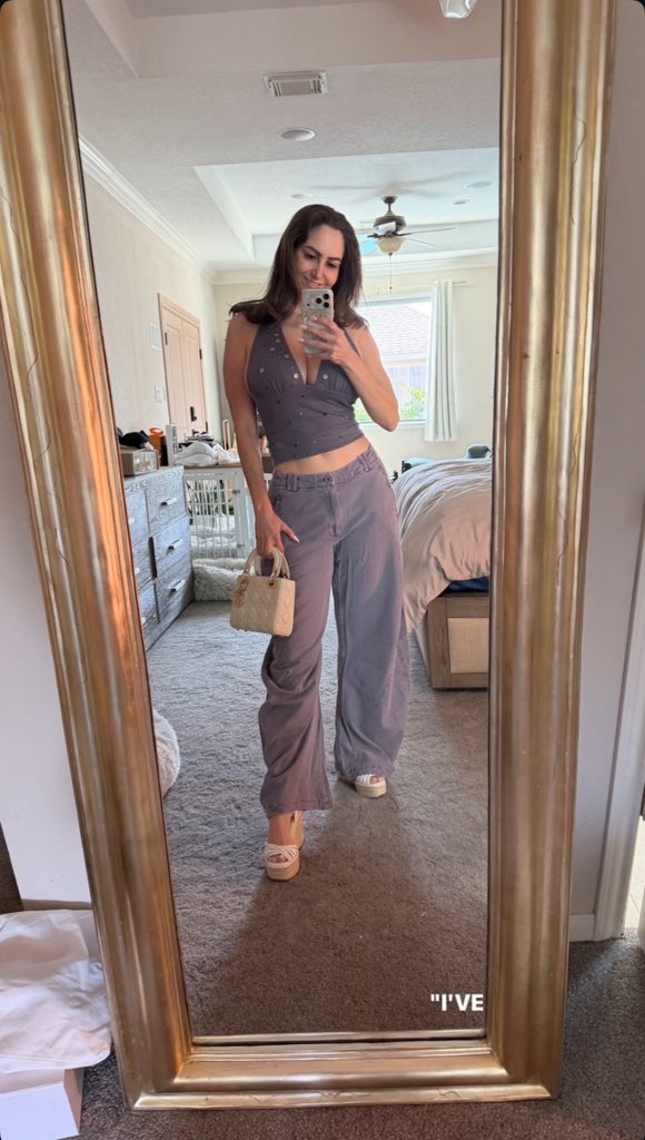 Ava__Addam_s tweet media