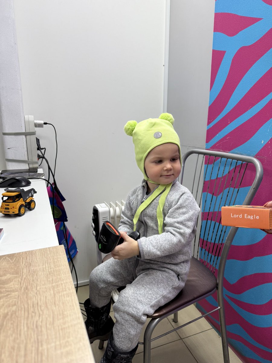 К С Ю Н И К tweet media