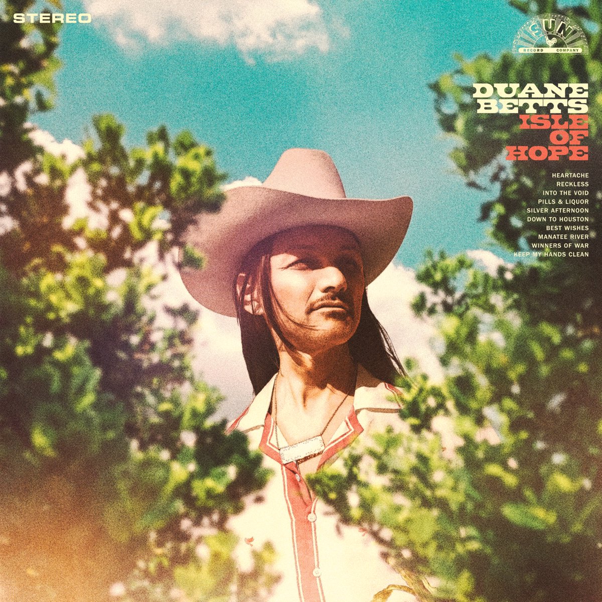MrDuaneBetts's tweet photo. So excited to announce my new album, Isle of Hope, produced by @davecobb7 &amp; available through @sunrecords will be out 6/12. Preorder at the link in my bio. These songs are my heart &amp; soul &amp; I can’t wait for y’all to hear them. To get things rolling, “Down to Houston” is out now! https://t.co/6yfez9jWNi