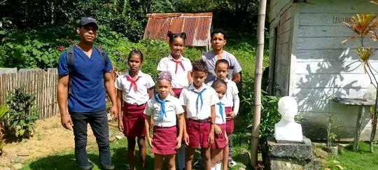 #Imías #Cuba 
Escuelita de la Cuava en Imías.