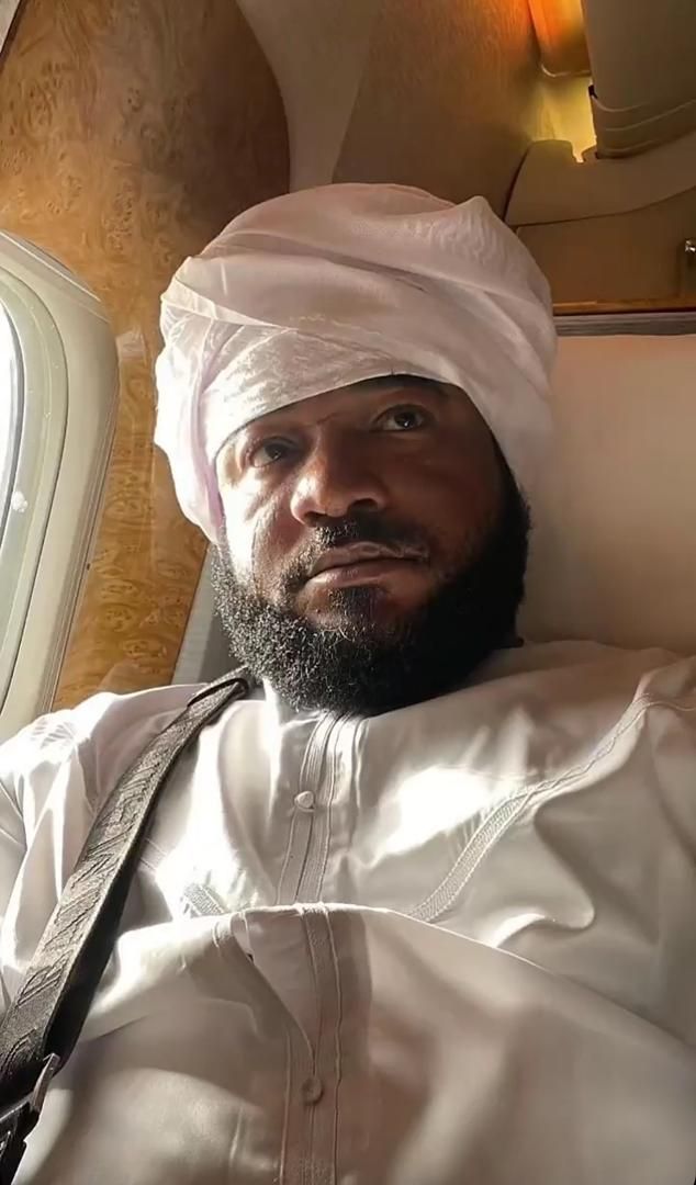 Praise_is_great tweet media