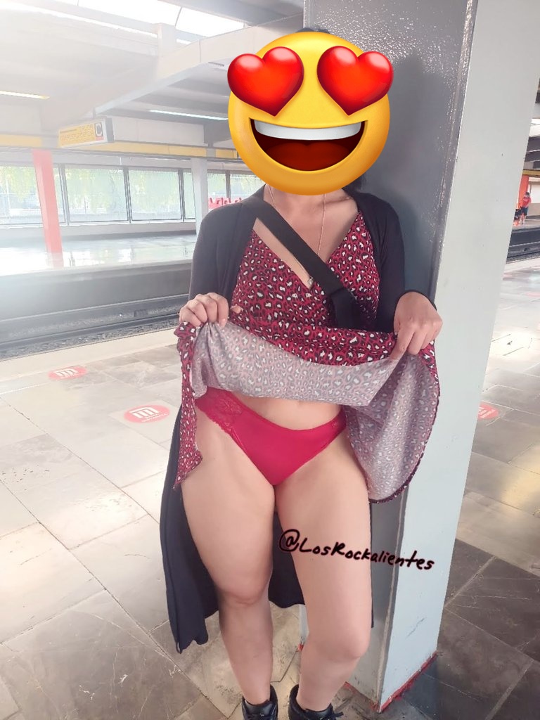 <a href="/cornudos3000/">Aportes Sexosos</a> <a href="/SuNalgonsota/">Nalgonsota con permiso</a>