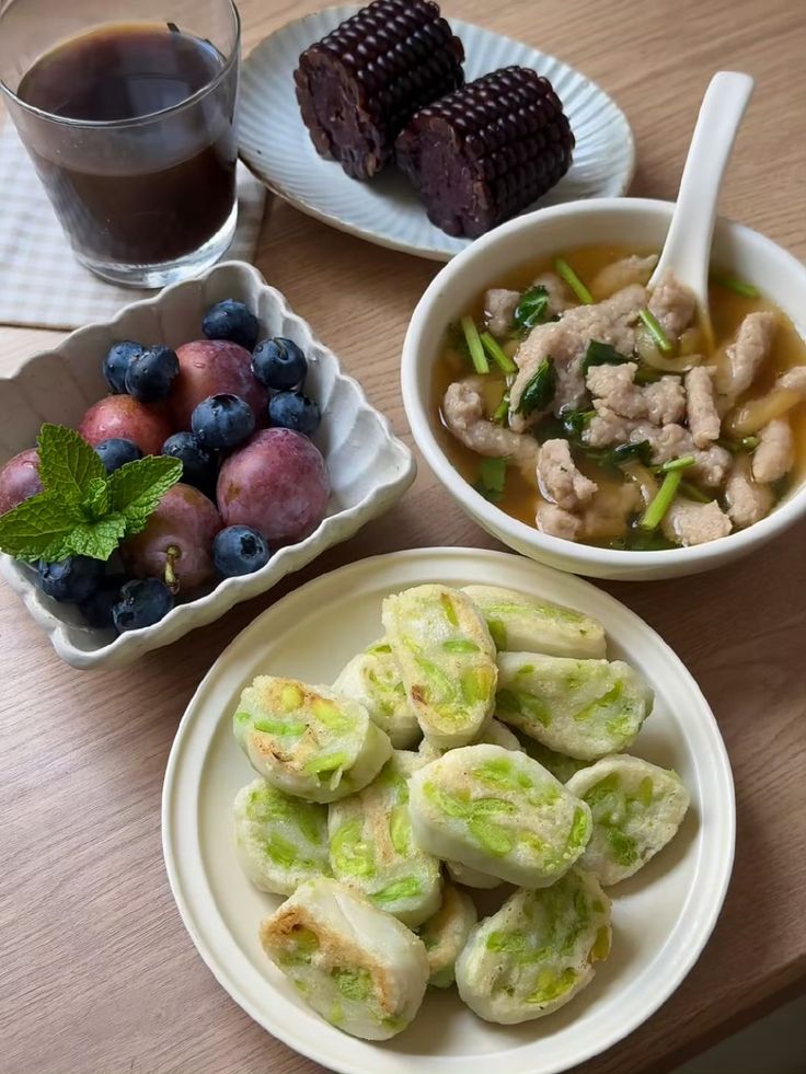 bilbilbites's tweet image. 🍲🥘 MEALS FOOD POLL also comes with HOW TO STOP THE BINGE CYCLE (REALISTIC VERSION) 👀👀
#StudyWithMaru #FoodPoll #Meals 
#Mealspo #Healthy #Edtwt