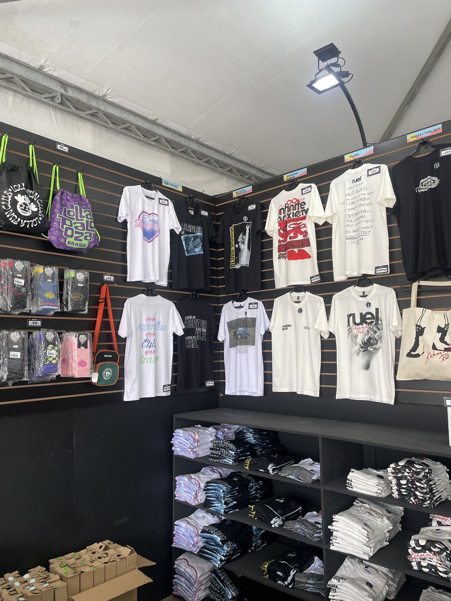 We In The Crowd tweet media