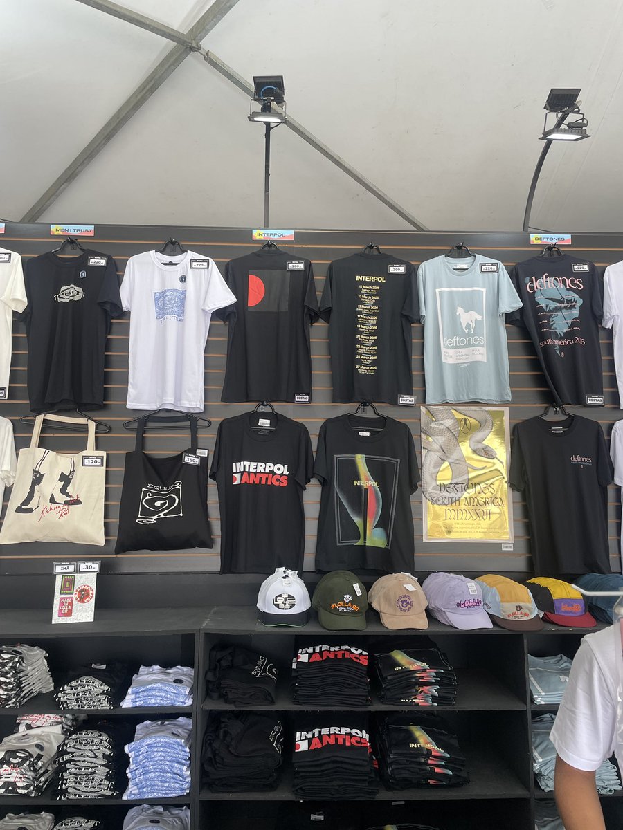 We In The Crowd tweet media