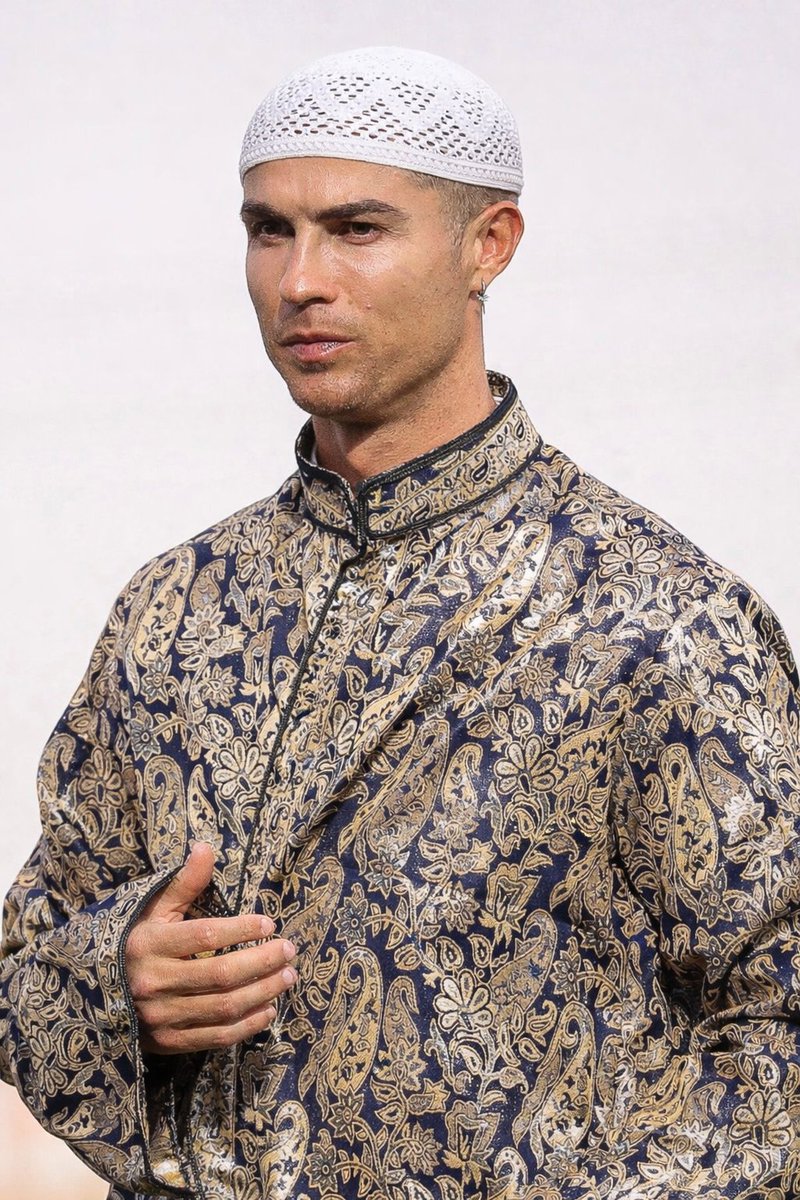 Led Tasso 🏏⚽️🎾 tweet media