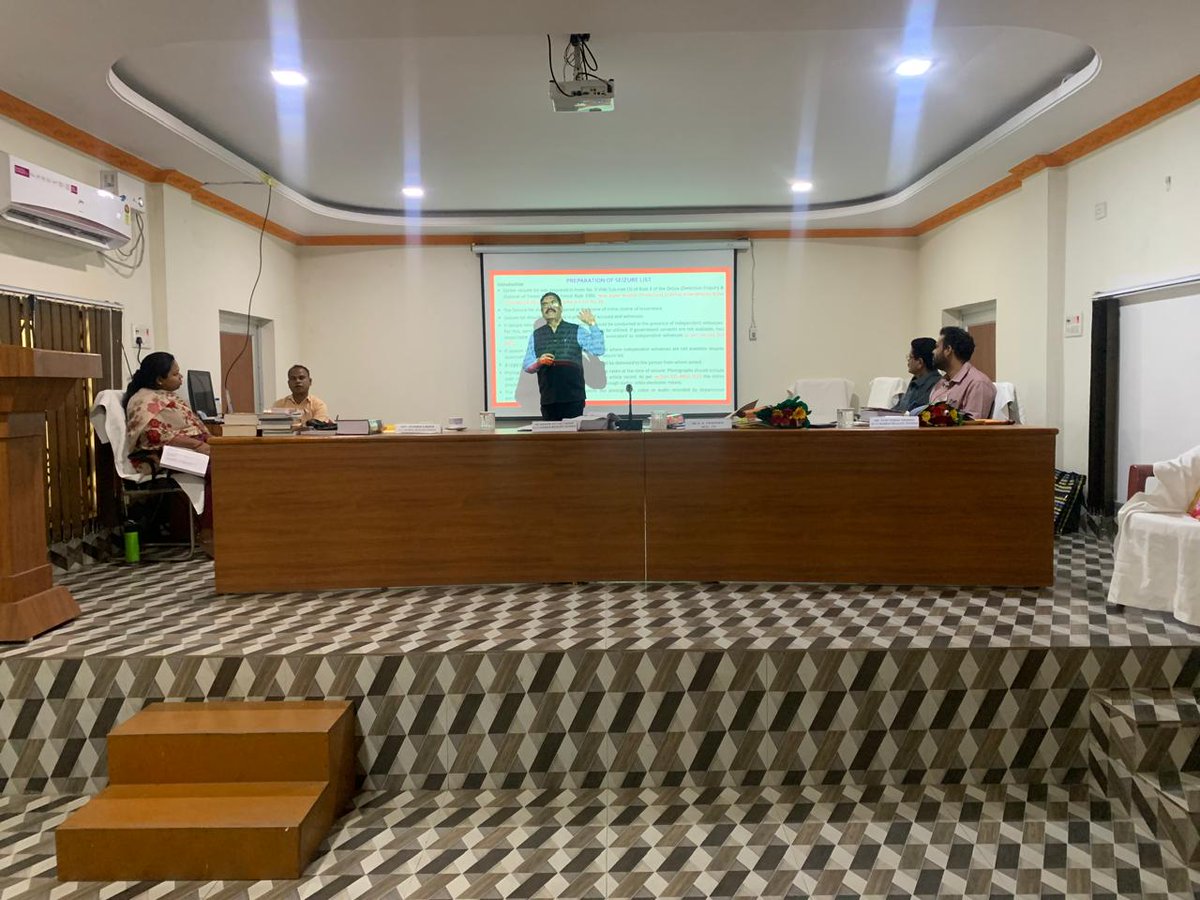 DFO_Bamra's tweet photo. Capacity building training programme on Wildlife Laws #PRAHAR &amp; #HAWK was conducted on 13th–14th March 2026 at #BamraWildlifeDivision by Dr. K.K. Panigrahi, WCIE, State WL Hqrs, DFO, ACF, RO &amp; staff attended.
@SambalpurRccf @PCCFWL_Odisha @pccfodisha @odishawildlife @ForestDeptt https://t.co/ZLd1u8zRD1