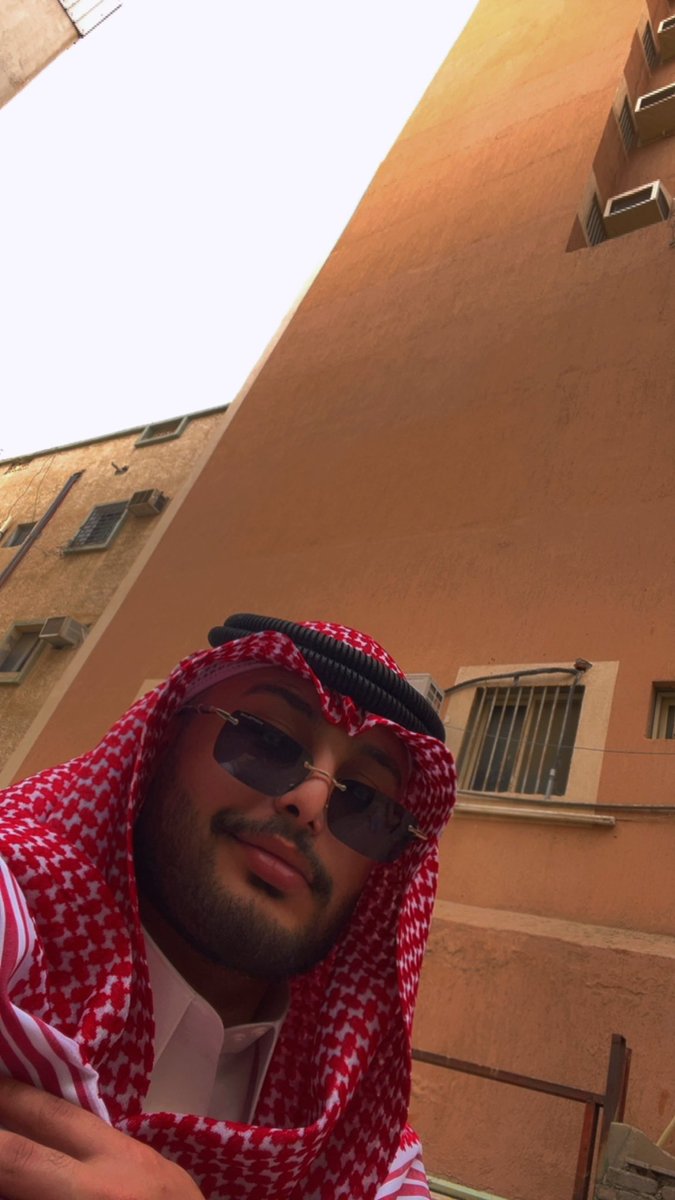 e_6ri's tweet photo. كل عام وانتو بخير 🩶🩶 https://t.co/VMLvhzaQzW