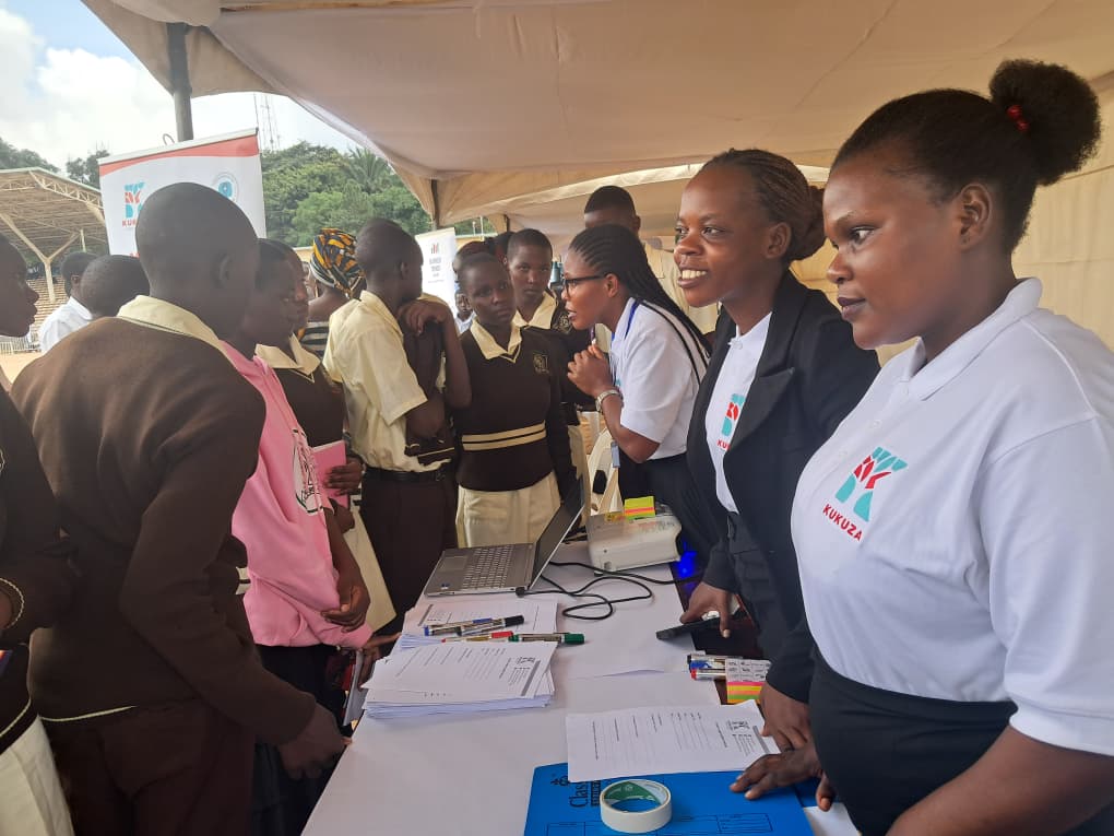 KukuzaEducation's tweet photo. Kukuza Education, in partnership, with the Incredible Youth is hostiong the 7th #Annual_National_Career_Guidance Day!
This year's event aims at bridging the gap between traditional classroom learning and the demands of an evolving job market. 
#KukuzaEducation #DIY #YouthAgency https://t.co/fs5Q674bS9