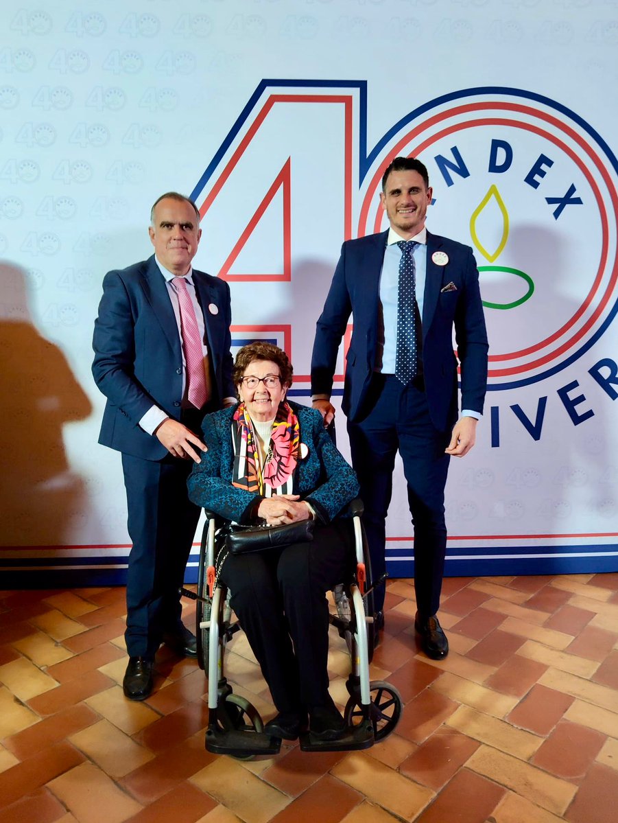 La Redención tweet media