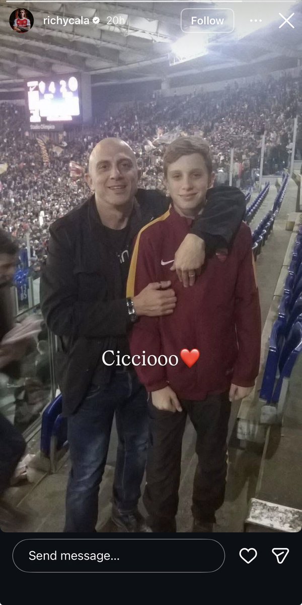 مـشـعـل tweet media