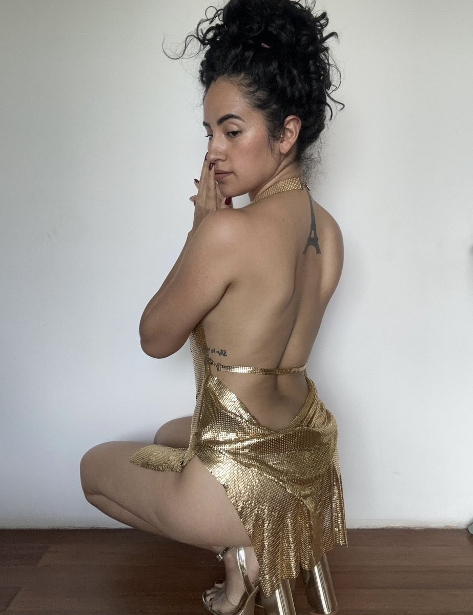 Aurélie💆‍♂️ tweet media