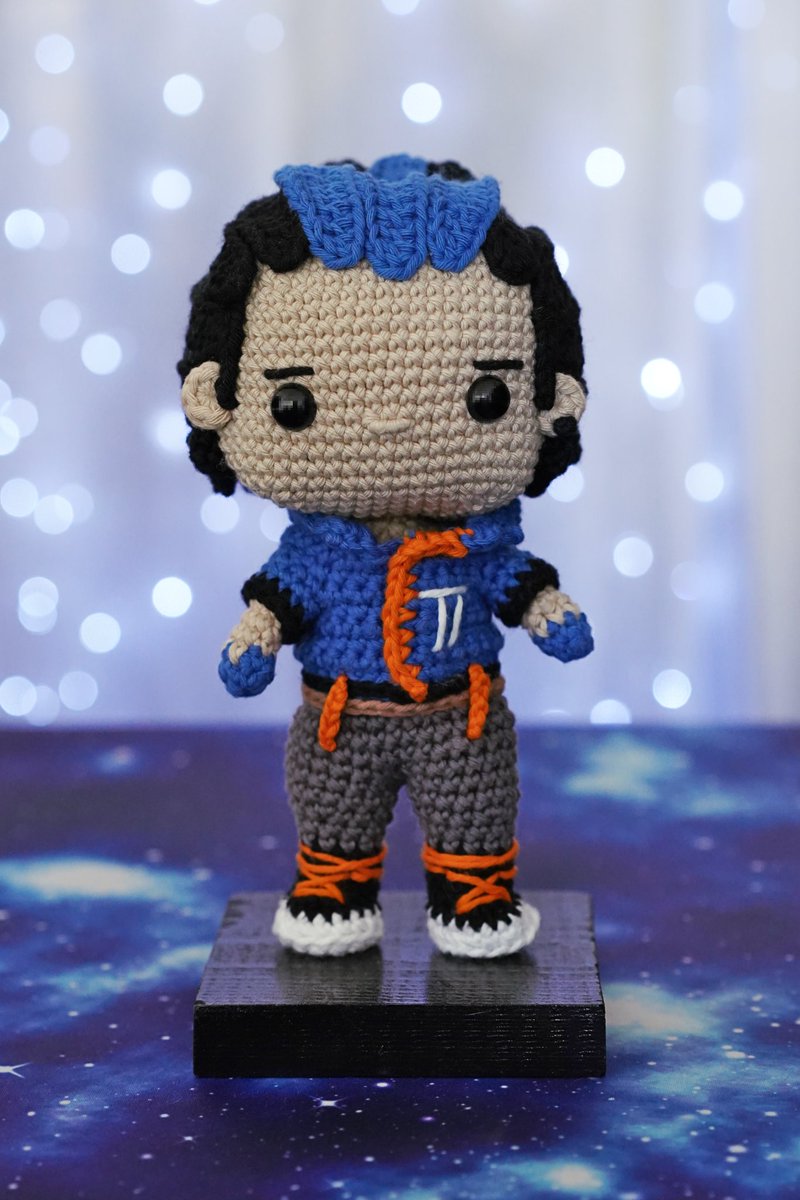 CrochNplay's tweet photo. Yoru - Valorant

Here’s the 18th agent I’ve crocheted ! I made the pattern myself. The next one will be Tejo, I can’t wait to start it 😍.   #valorant #valorantart #valorantfanart #yoru #yoruvalorant https://t.co/QgSr1dB25C