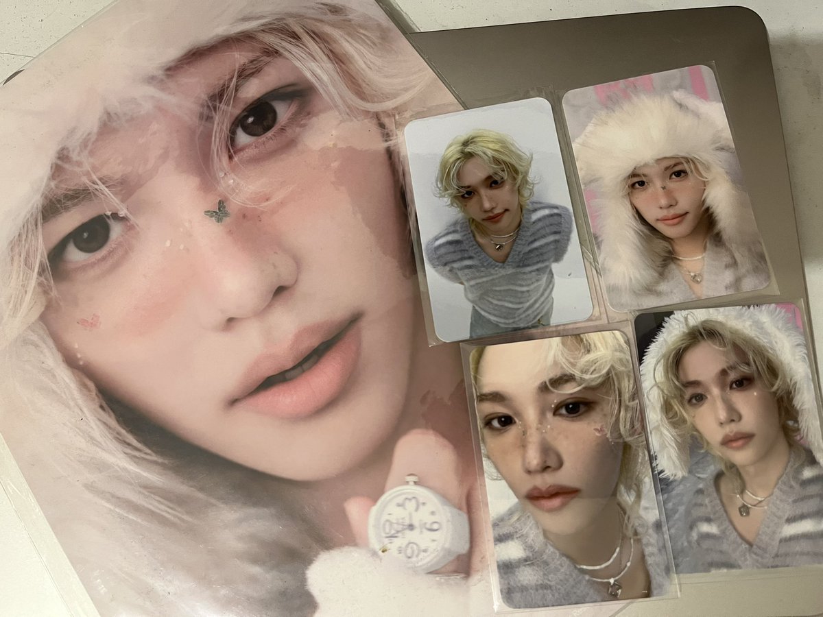 lovestaysion's tweet photo. 🌷 wts | skz | ph 🌷

Felix 5 o’clock set - ₱3000
~ on hand
~ payo
~ jnt
~ loc: qc

ic lfb stray kids 5th fan meeting streaming online offline pob pc merch https://t.co/Xm6kYYJlFh