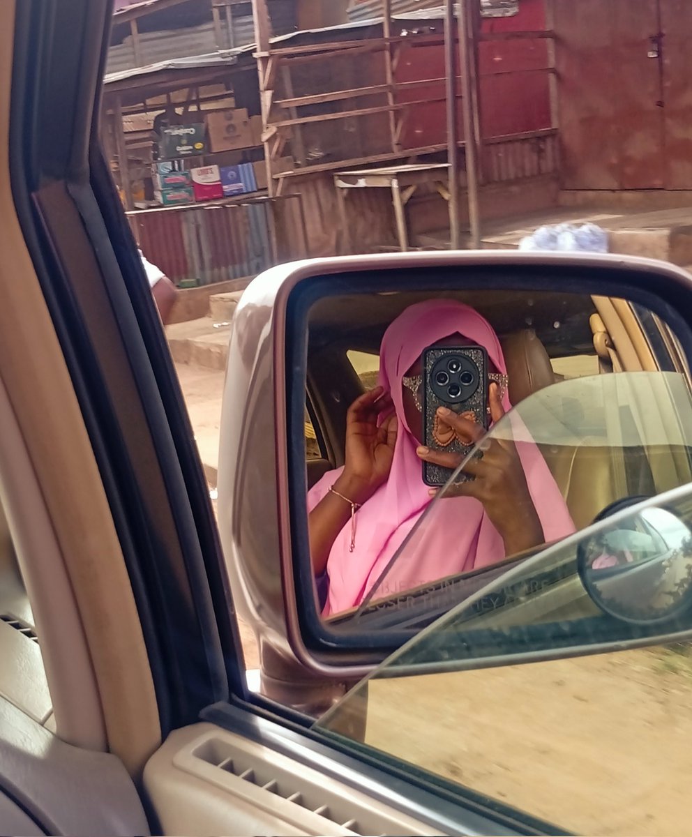 adeee❄️ tweet media