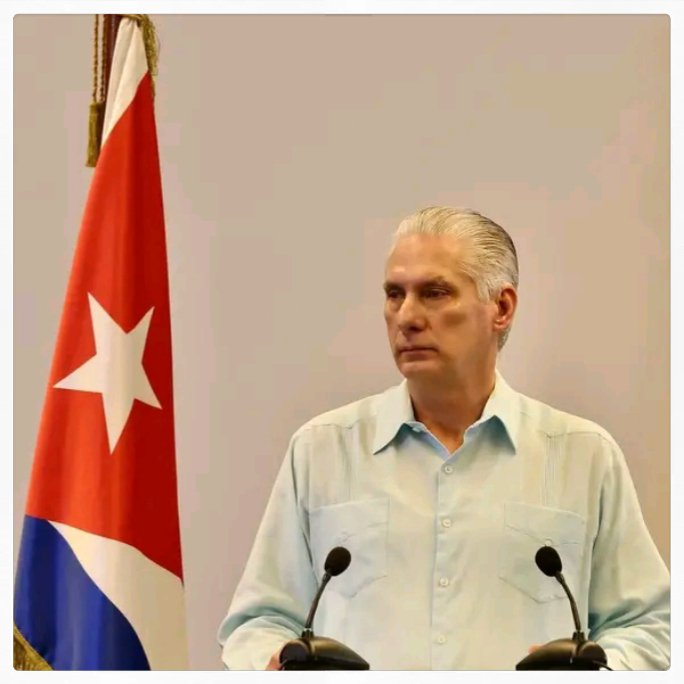 <a href="/EVilluendasC/">Enrique Villuendas</a> <a href="/AbelPrieto11/">Abel Prieto</a> <a href="/L0renaGM/">Lorena 🇨🇺🇵🇸</a> <a href="/yordanyhabana/">𝐘𝐨𝐫𝐝𝐚𝐧𝐲𝐇𝐚𝐛𝐚𝐧𝐚 🇨🇺🇻🇪🇳🇮🇵🇸</a> <a href="/AriagnaPavonG/">☭Ariagna Pavón Guerrero🌻❤️🇨🇺</a> <a href="/AlmaguerPerdomo/">Emilio Almaguer Perdomo</a> Es incalculable el esfuerzo de nuestro Presidente por continuar esta inmensa obra que es la Revolución cubana y de estar, con ejemplo, valentía, dignidad y creatividad, al frente de este heroico pueblo. Por eso #CubaEstáFirme. Por eso #YoSigoAMiPresidente.