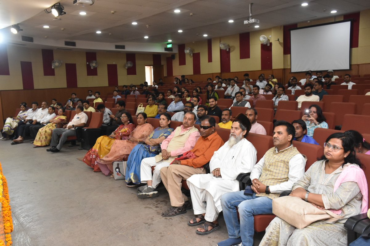 CAMPUS UPDATES - BHU tweet media