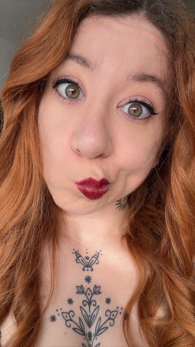 🪐Temptress Clio 💸 tweet media