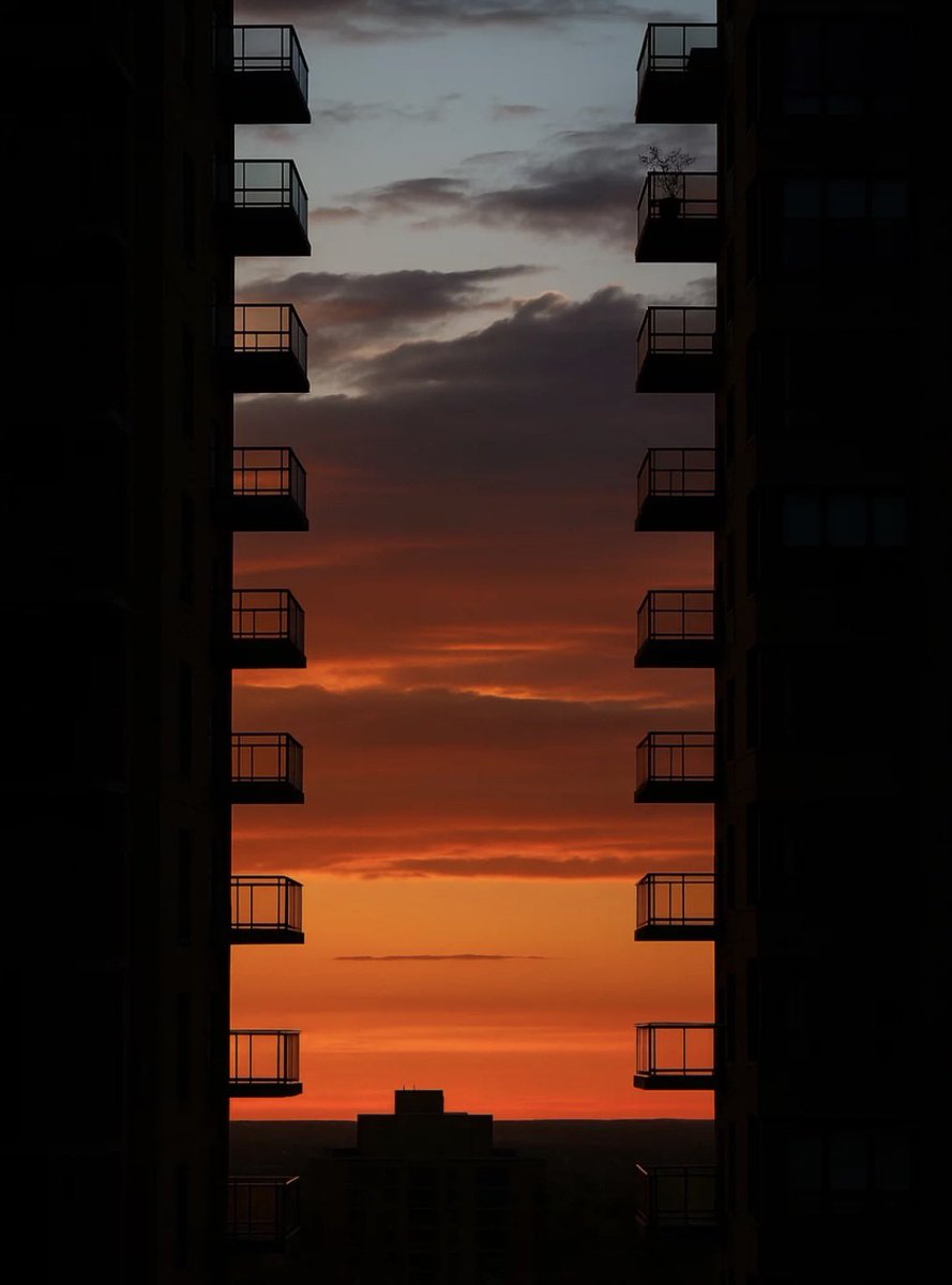 the_gpc_'s tweet photo. An early sunset 📸 https://t.co/kqRLqWlJE7