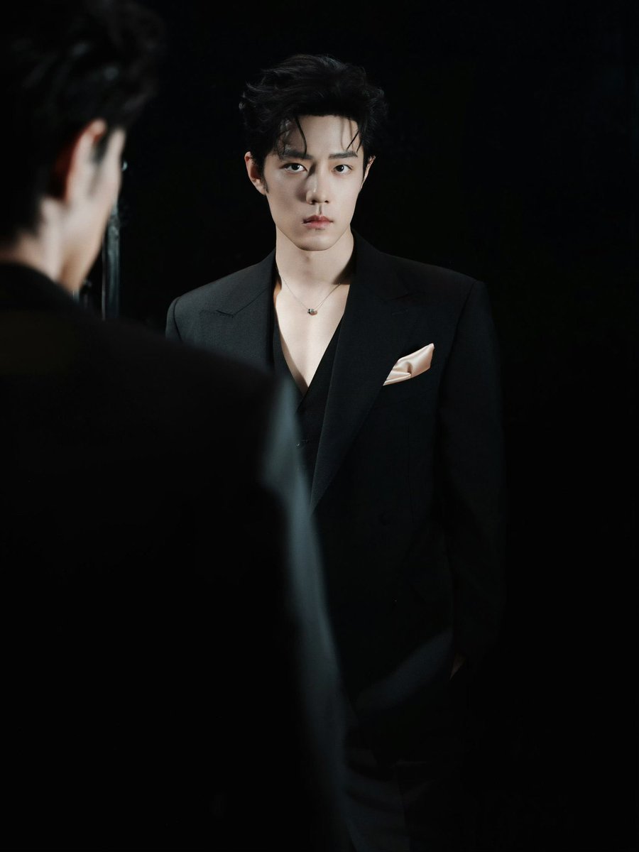 statkarn97's tweet photo. ไม่รู้จะบรรยายความหล่อของคุณเซียวจ้านยังไงให้หมด แค่เห็นเบ้าหน้าก็หมดคำจะพูด ทำอะไรไม่ถูกนอกจากอยากกราบไหว้ ขอบคุณที่หล่อขนาดนี้ค่ะ 🫠🙏🏻

#XiaoZhanxNARS 
#เซียวจ้าน https://t.co/VEOhghf9l5