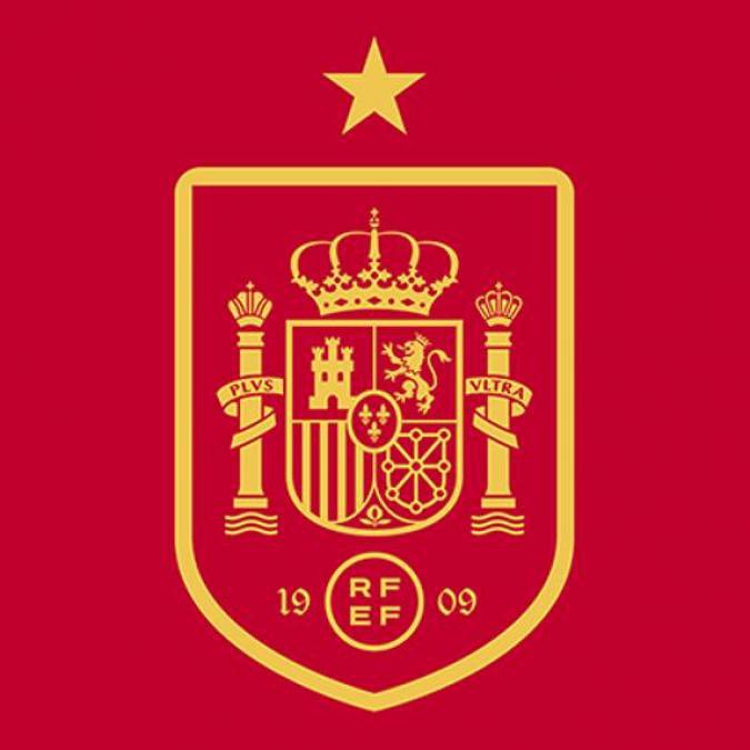 JodidoExiliao's tweet photo. ❌ SORPRESAS EN LA ÚLTIMA LISTA DE LUIS DE LA FUENTE ANTES DEL MUNDIAL. 

🇪🇸El seleccionador nacional convoca a Mosquera, dejando fuera de la lista a Arnau Comas. 

⚪️🔵 “Oye pero tú cómo has entrado aquí? voy a llamar a la policía eh”, comentó en privado el entrenador. https://t.co/4750LANQKy