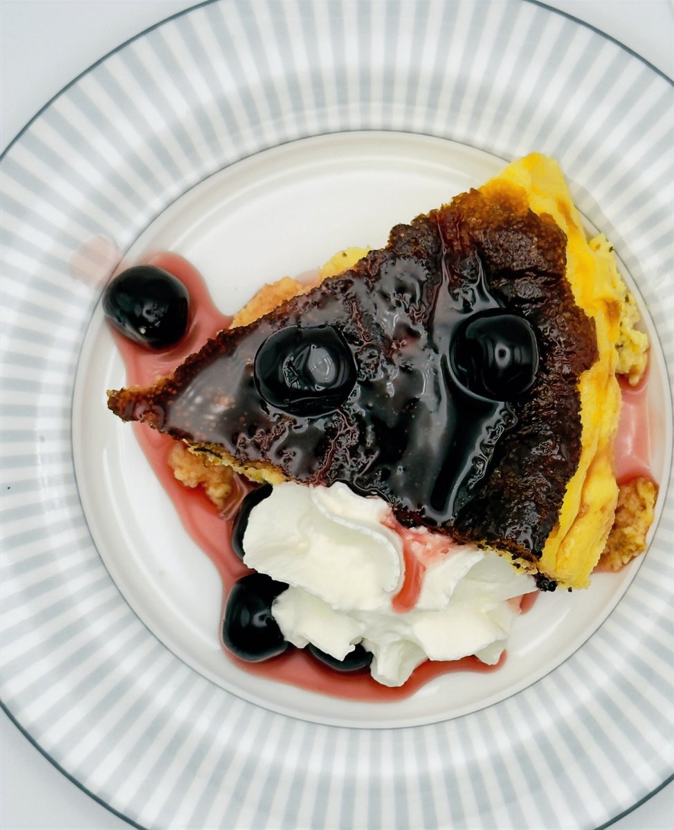 IneintheKitchen's tweet image. Caramelised top, silky centre, and 
Amarena cherries for the win. Basque 
Burnt Cheesecake you can make at 
home: wix.to/0SkyhFj

#BasqueCheesecake #InesKitchen #Dessert