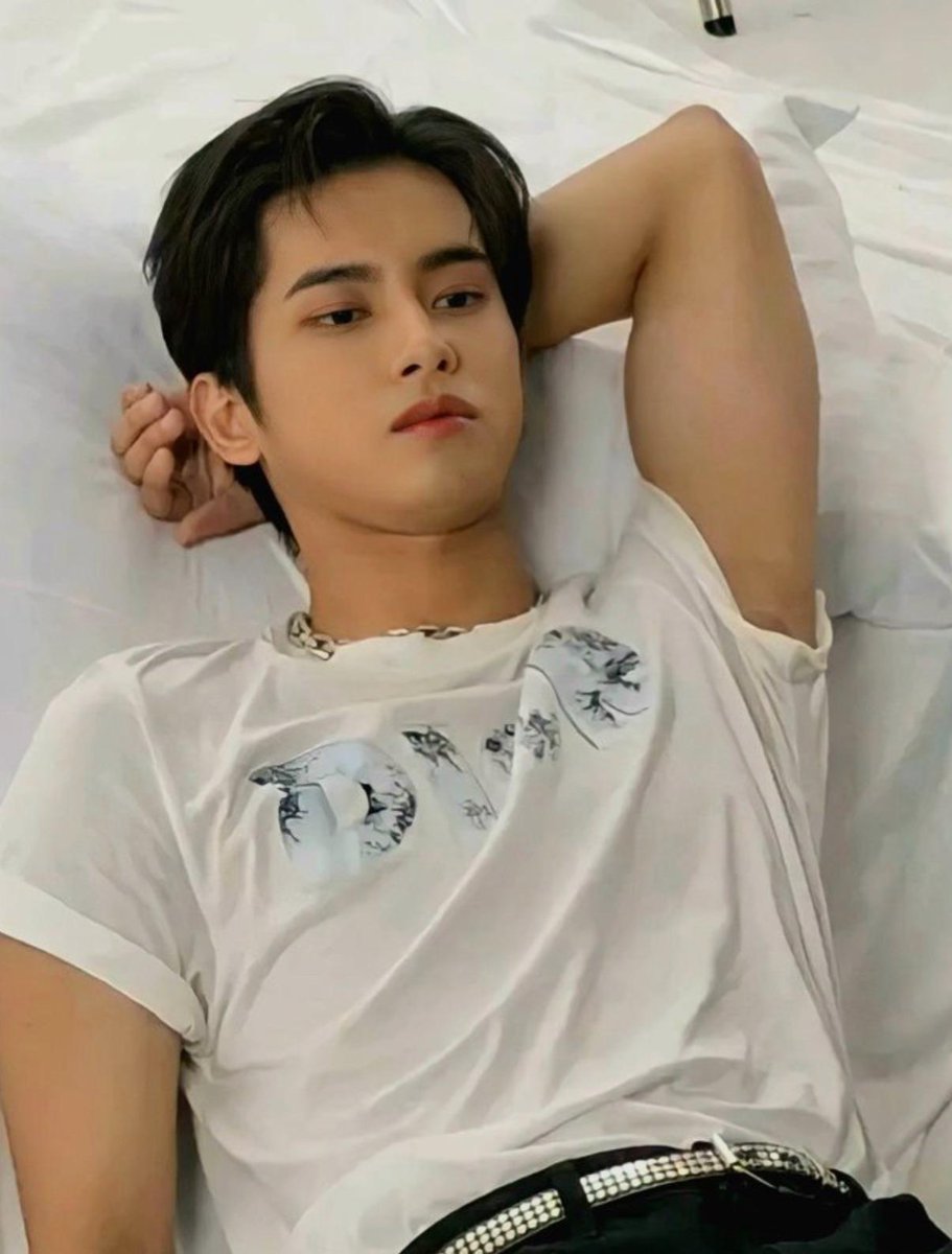 MAXCLUSIVESX ⚜️ tweet media