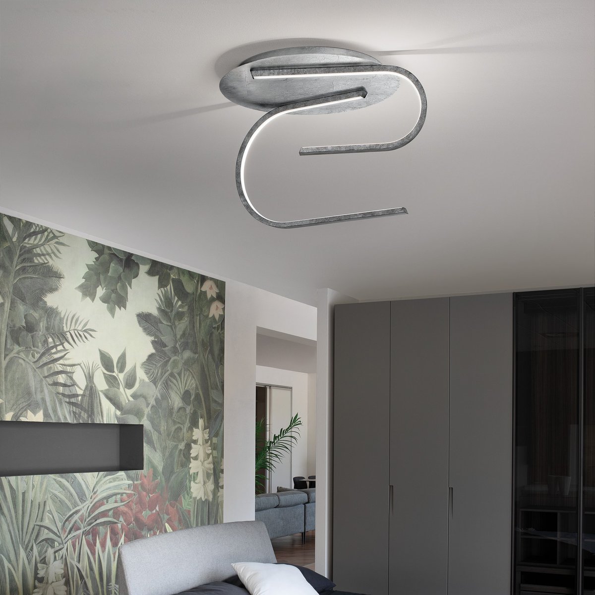 AndeoDesign's tweet photo. Découvrez en magasin cette superbe collection de plafonniers led et design avec une énorme quantité de finitions possibles.
Exposé le Braga Glifo version triple en Ø 65 cm et Noir/Or
https://t.co/NekwxhmWaO
#plafonnierdesign #eclairageplafond #luminaire #luminairedesign #braga https://t.co/IrCvO8Ovmw