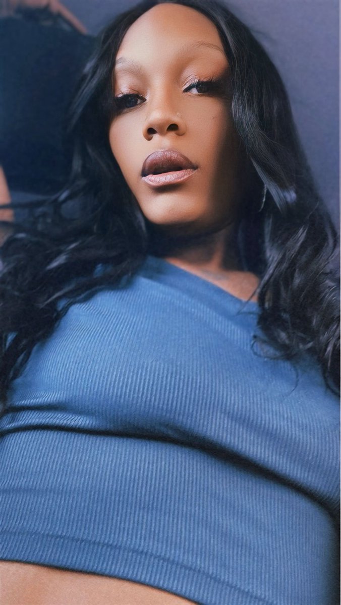 SexyySlimm tweet media