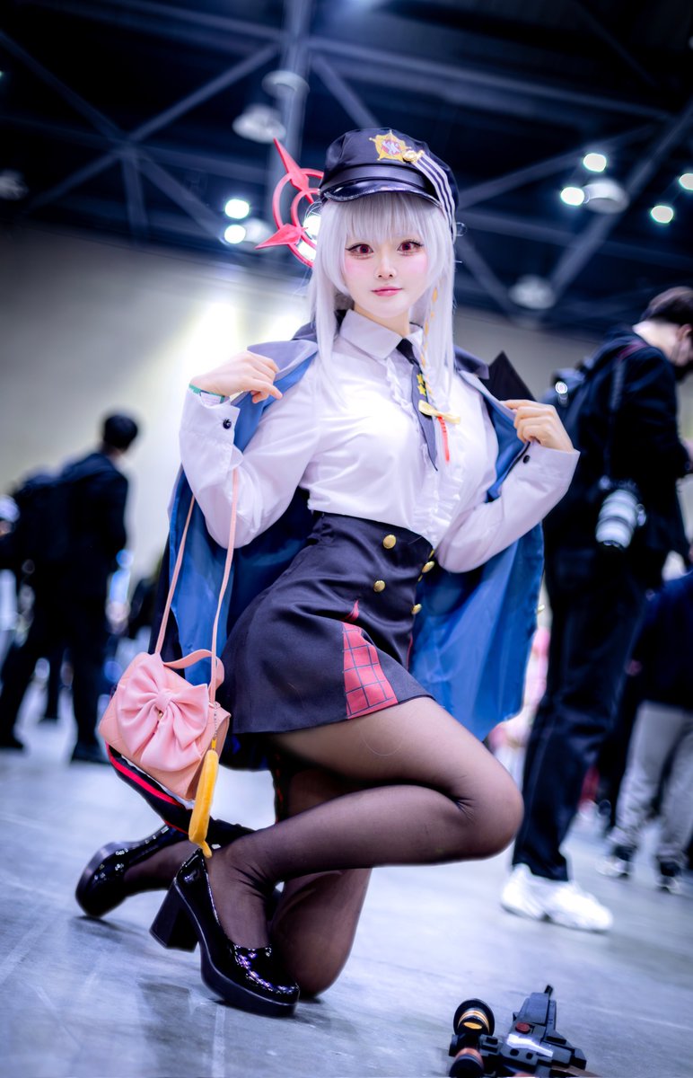 온 オン tweet media