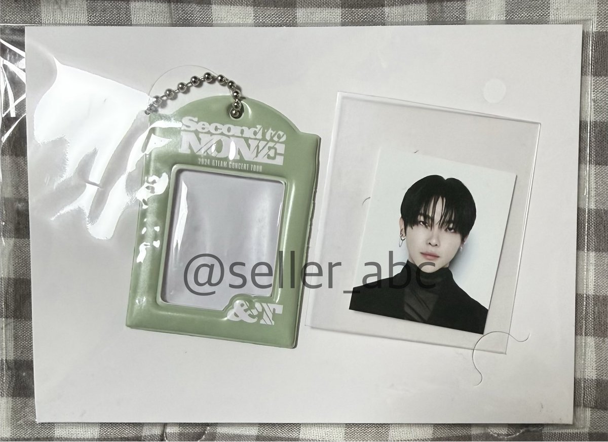 seller_abc's tweet photo. 앤팀 니콜라스 세투논 증사 미니 포토키링 양도
2.0
(개봉o, 키링 미사용)

second to none mini photo keyring 증명사진
의주 후마 케이 유마 조 죠 하루아 타키 마키 https://t.co/0fxsDsBELY