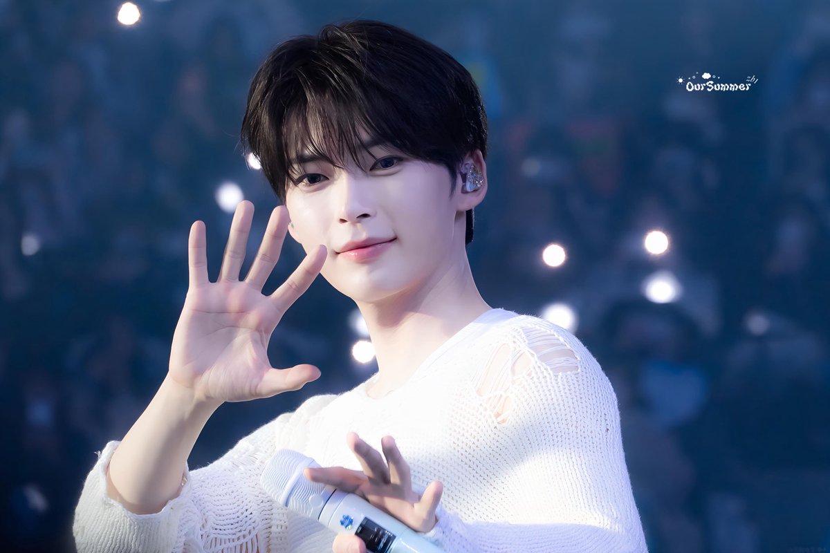 𝙊𝙪𝙧 𝙎𝙪𝙢𝙢𝙚𝙧 ☀︎ ⋆⁺₊⋆ tweet media