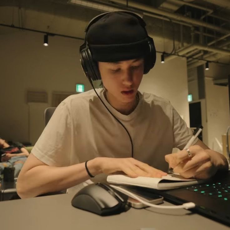 kt tweet media
