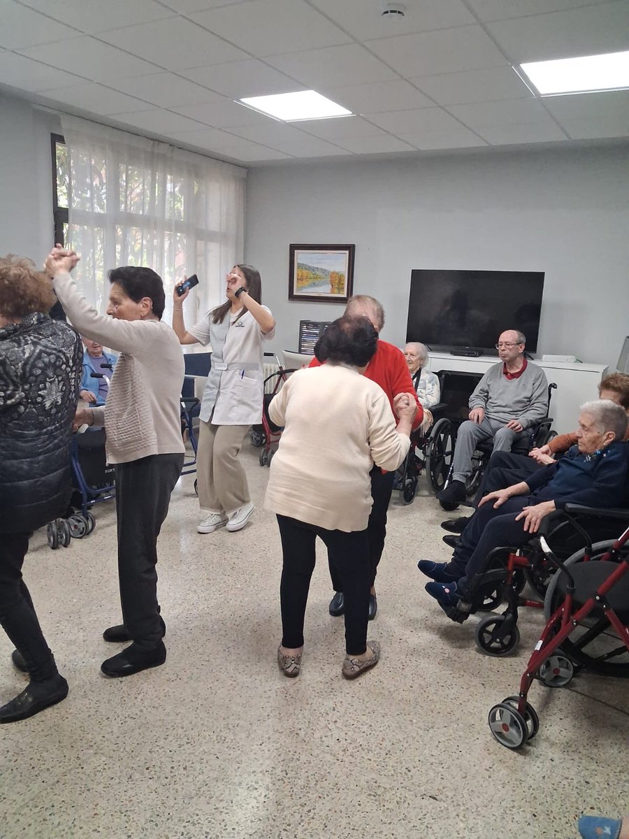 Residencia CleceVitam El Parque tweet media