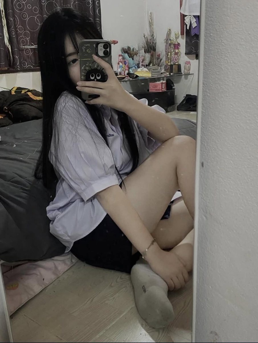 แบมแบม tweet media