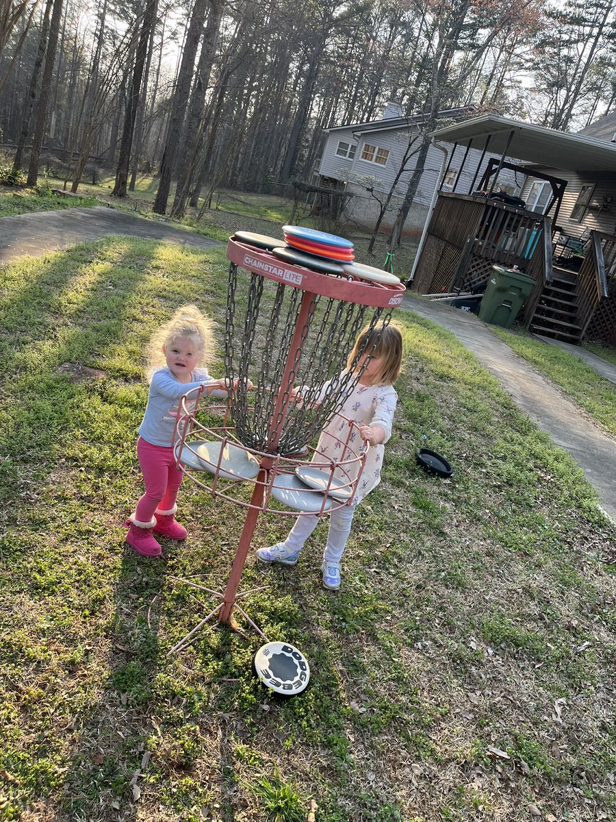 Disc Golf Guru tweet media