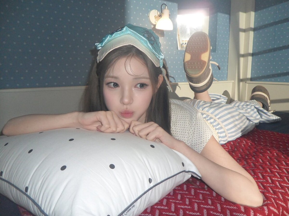 Base umum bisa follow @cornerfess tweet media