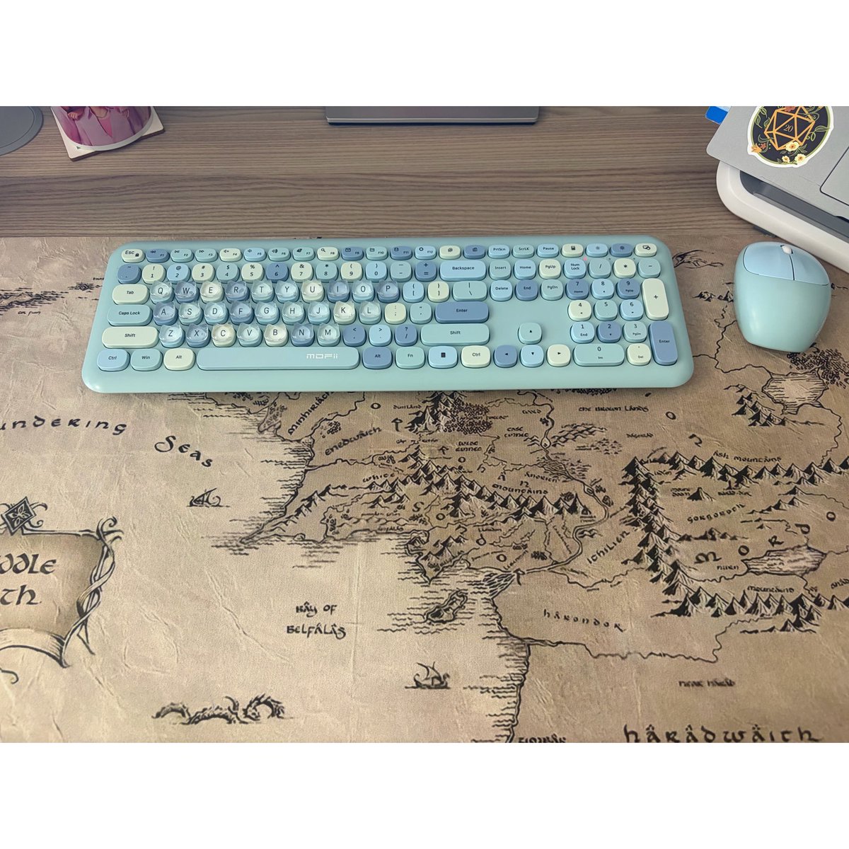 Emily in Rivendell ๐ง๐ปโโ๏ธ tweet media