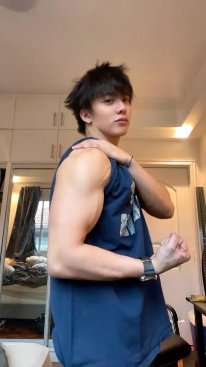 MAXCLUSIVESX ⚜️ tweet media