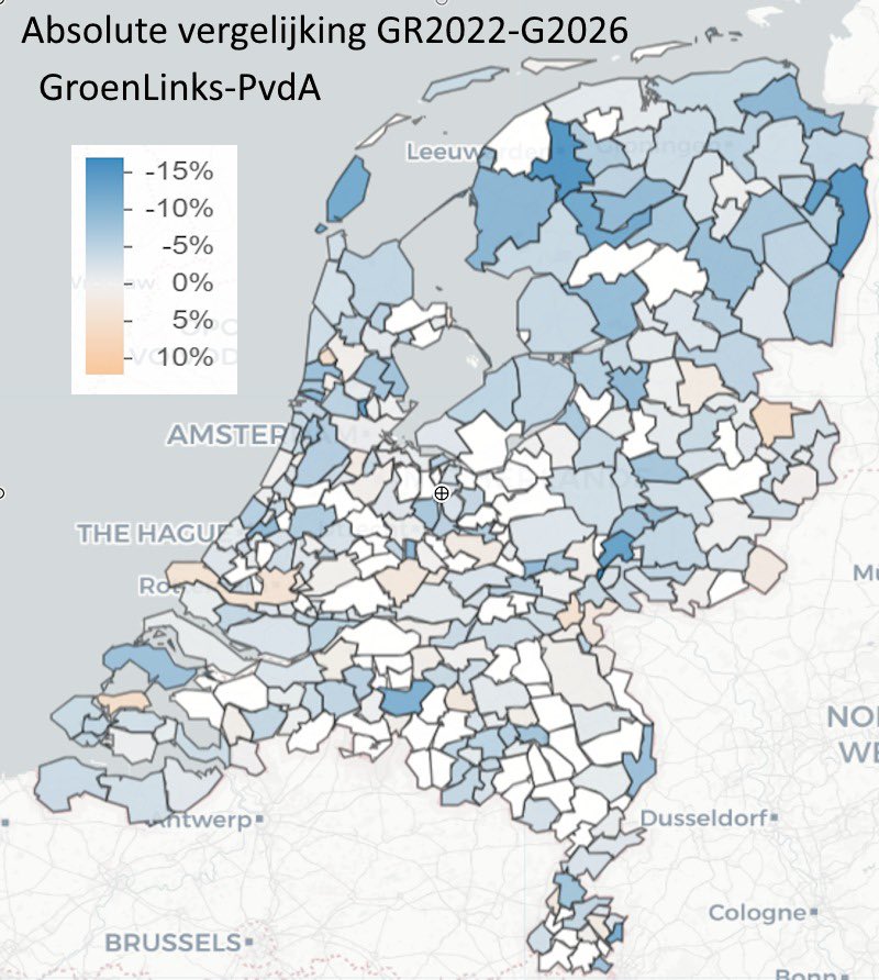 In tinten blauw de gemeenten waar de GL-PvdA combinatie verloren heeft t.o.v. de vorige Gemeenteraadsverkiezingen (via <a href="/mauricedehond/">Maurice de Hond</a>). In oranje winst. Wereldvreemd om dan juichend winst te claimen, en te zeggen dat fusie goed idee is.